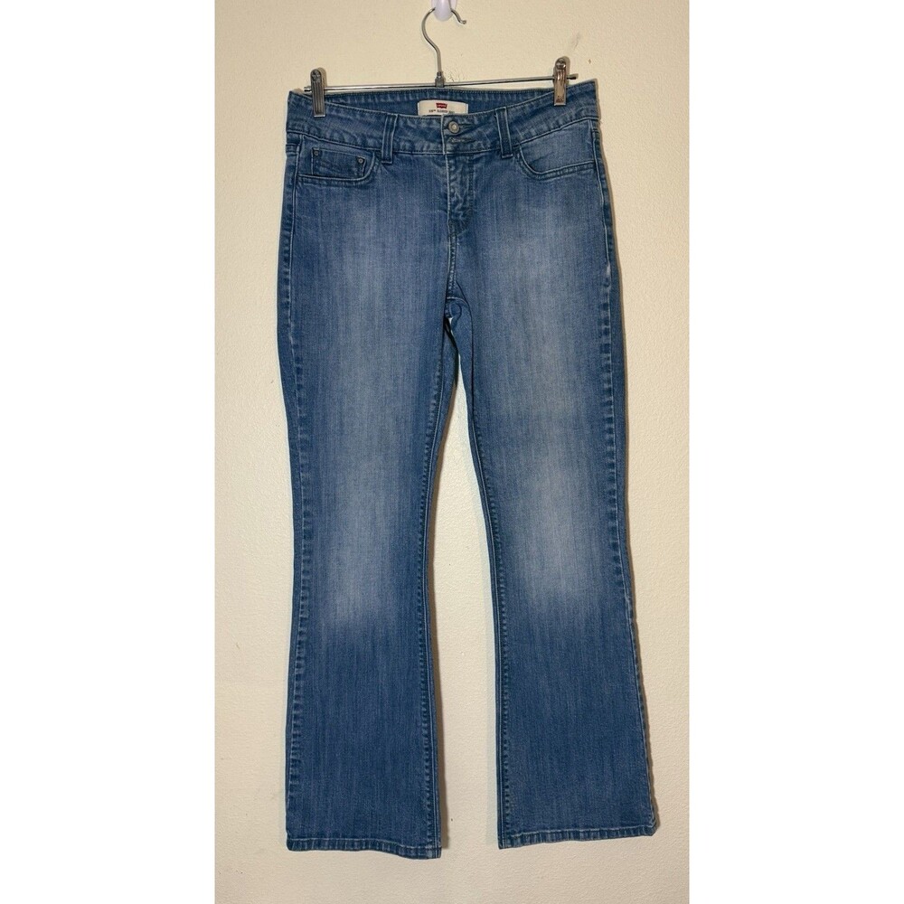 Levi's 526 Women's Slender Bootcut Jeans with Stretch - Size 6